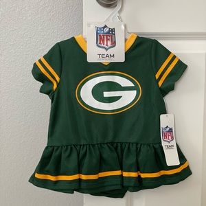 *New with Tags* 6-12M Greenbay packers dress with bloomers